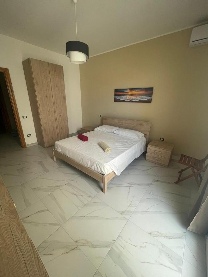 Camere Lorenzo ปอร์โตเชซาเรโอ ภายนอก รูปภาพ