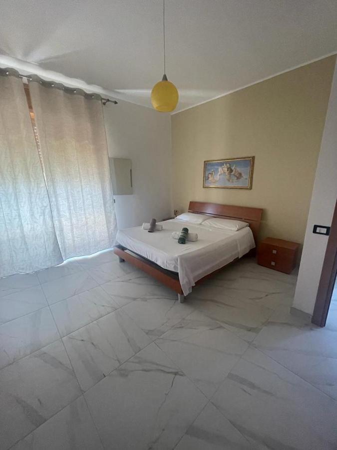 Camere Lorenzo ปอร์โตเชซาเรโอ ภายนอก รูปภาพ