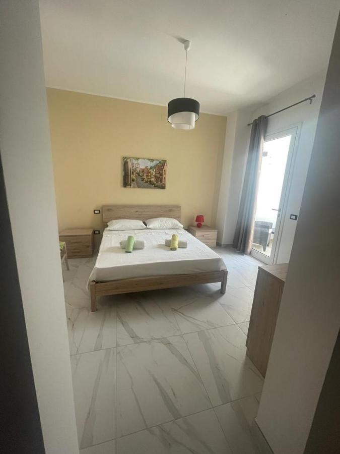 Camere Lorenzo ปอร์โตเชซาเรโอ ภายนอก รูปภาพ