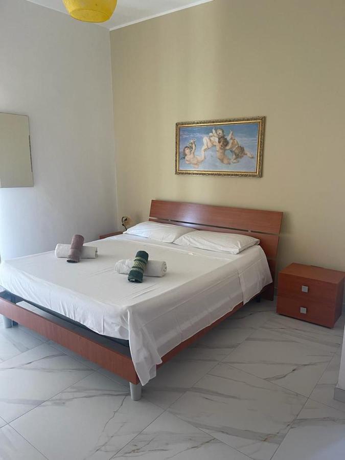 Camere Lorenzo ปอร์โตเชซาเรโอ ภายนอก รูปภาพ